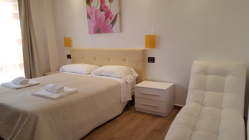 Luce Di Luna Luxury Suites Róma Kültér fotó