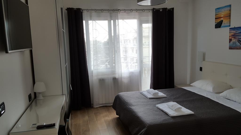 Luce Di Luna Luxury Suites Róma Kültér fotó